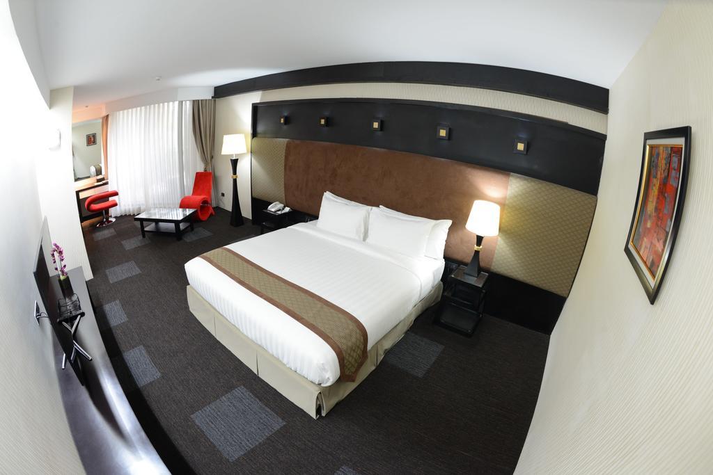 Avenue 64 Hotel Yangon Ruang foto