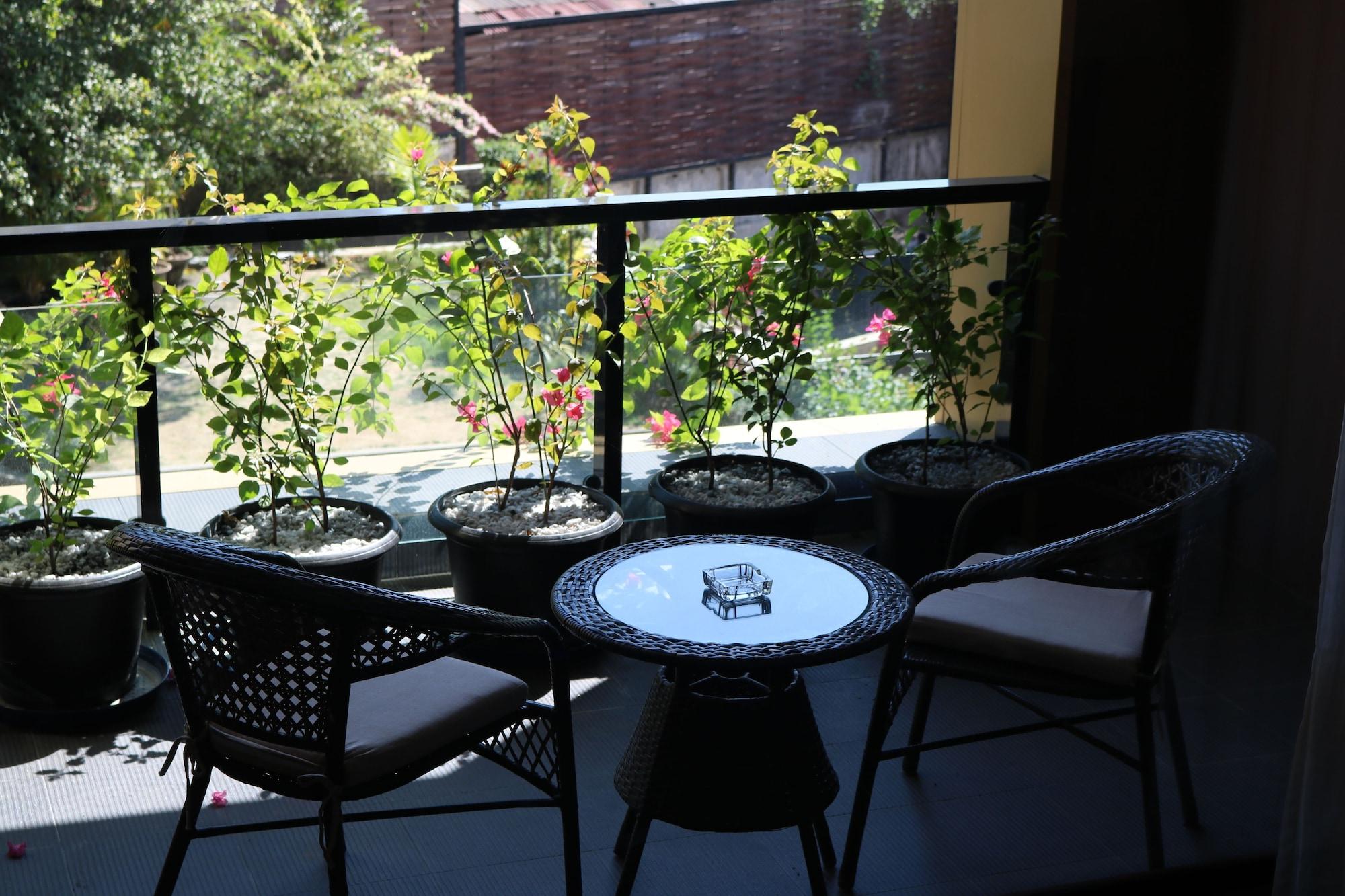 Avenue 64 Hotel Yangon Bagian luar foto