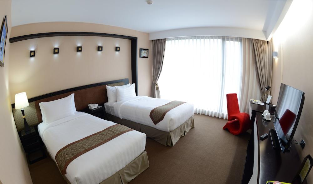 Avenue 64 Hotel Yangon Bagian luar foto