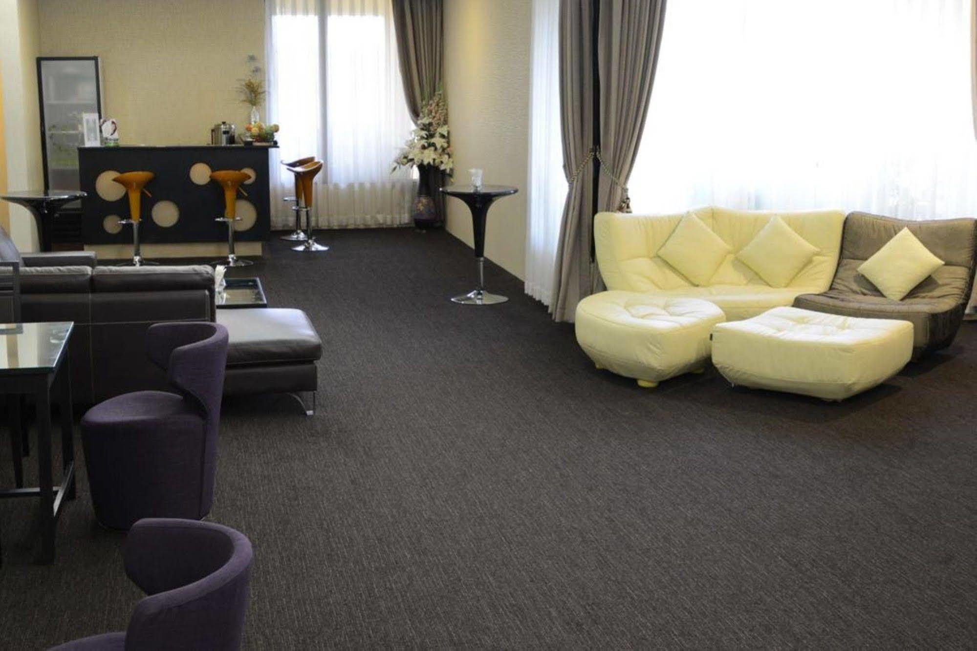 Avenue 64 Hotel Yangon Bagian luar foto